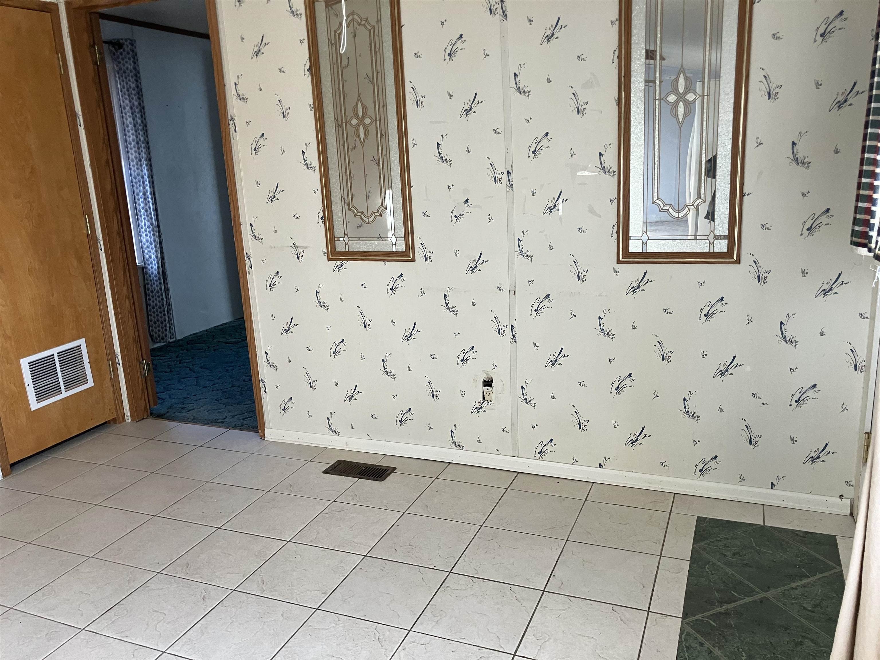 1319 M M 1/4 Road Loma, CO 81524 - Photo 16 of 28