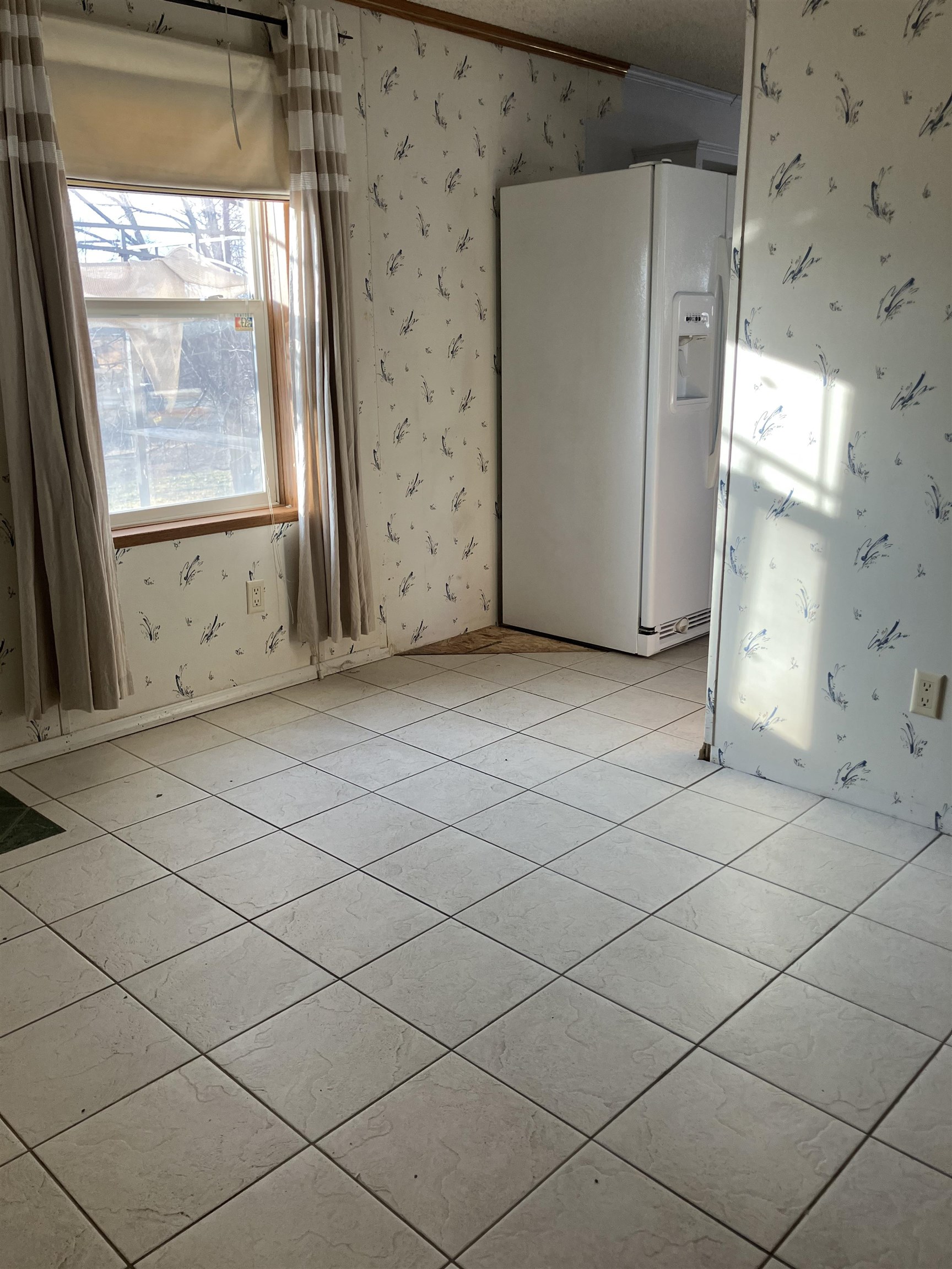 1319 M M 1/4 Road Loma, CO 81524 - Photo 17 of 28