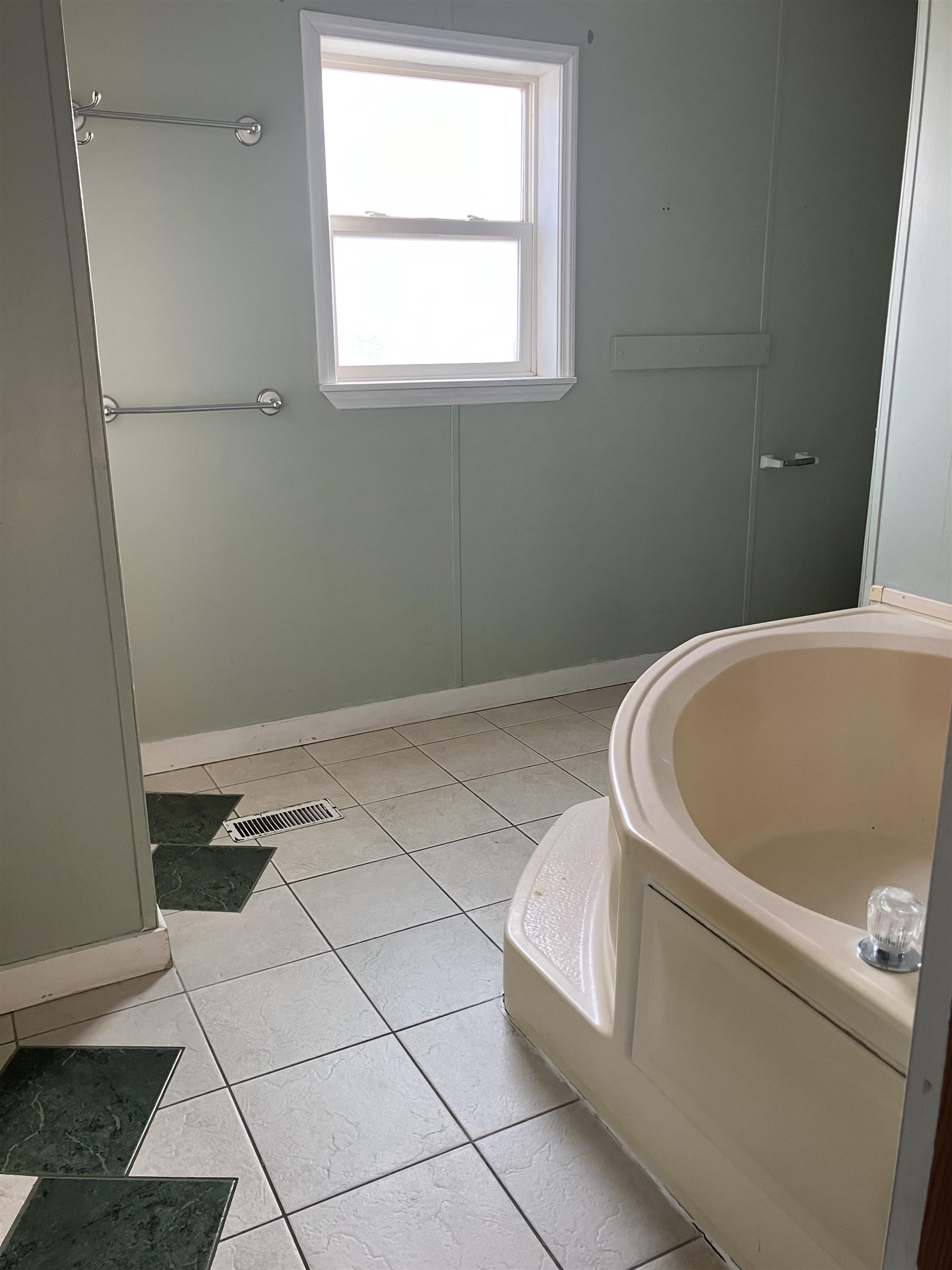 1319 M M 1/4 Road Loma, CO 81524 - Photo 22 of 28