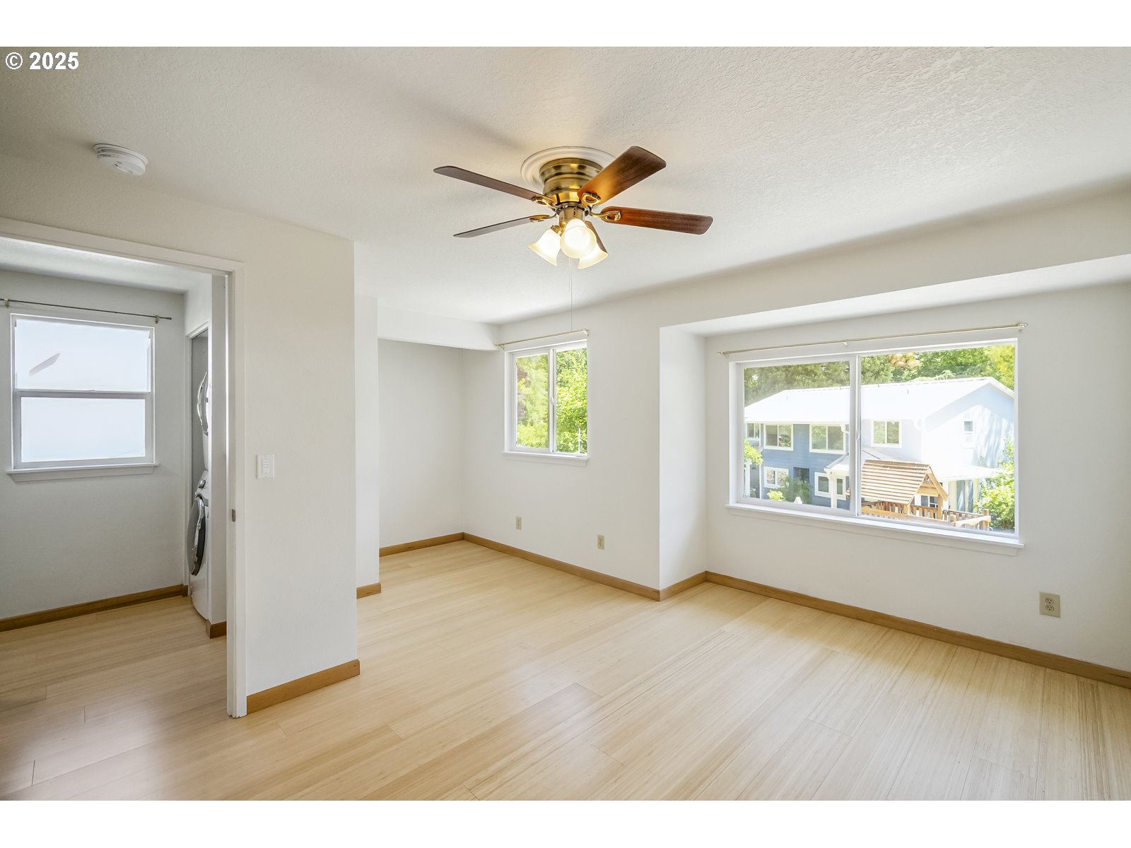 4367 Southwest 94th Avenue Portland, OR 97225 - Photo 19 of 44 Gallery Image 19