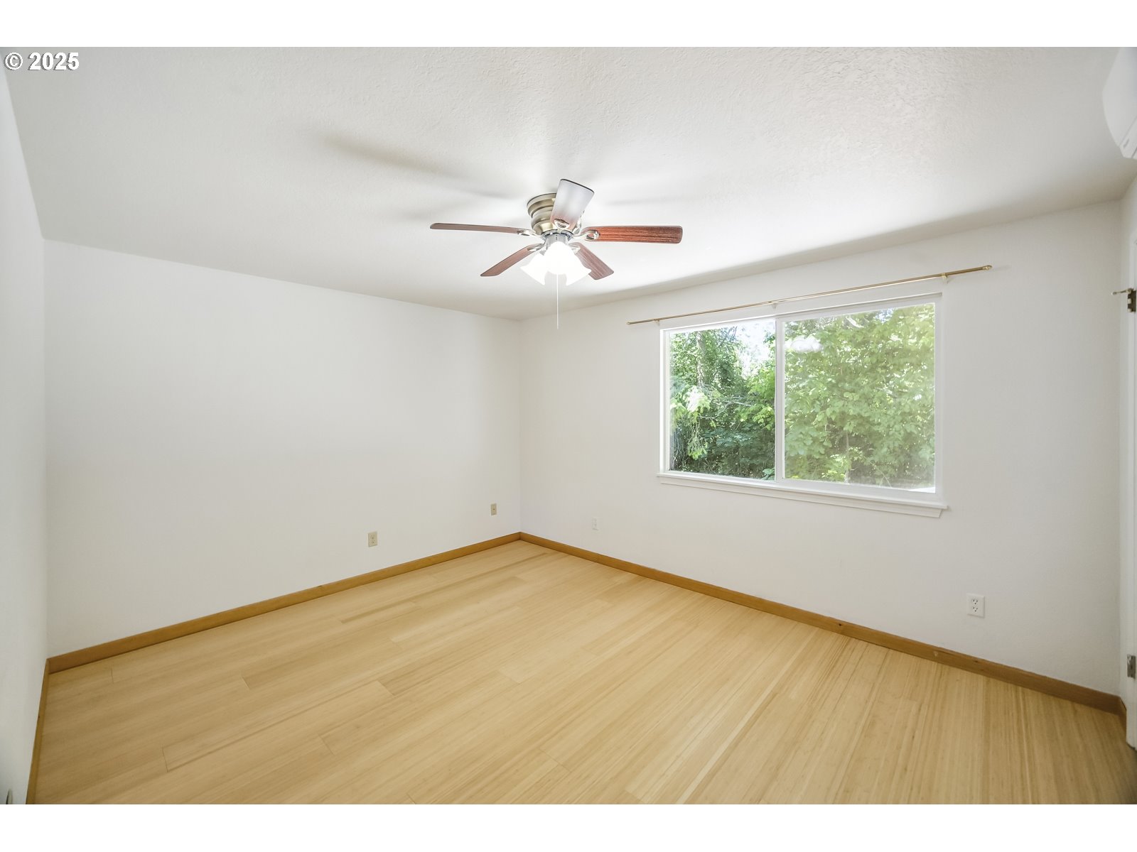 4367 Southwest 94th Avenue Portland, OR 97225 - Photo 23 of 44 Gallery Image 23