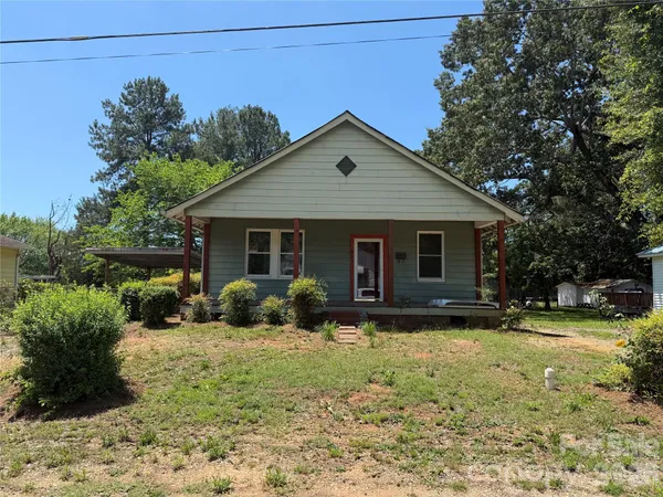 $164,999 | 652 Cherry Street, Wadesboro, NC 28170