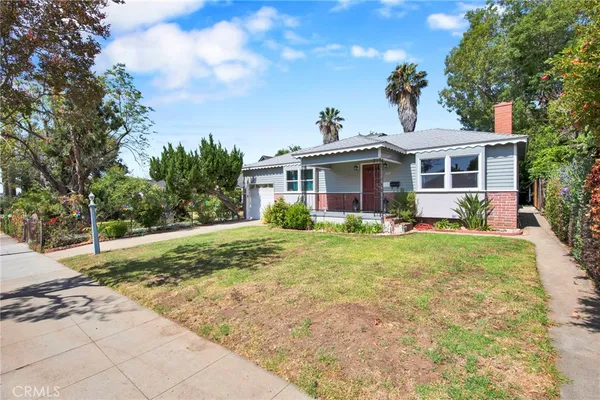 $950,000 | 269 North Alta Vista Avenue, Monrovia, CA 91016
