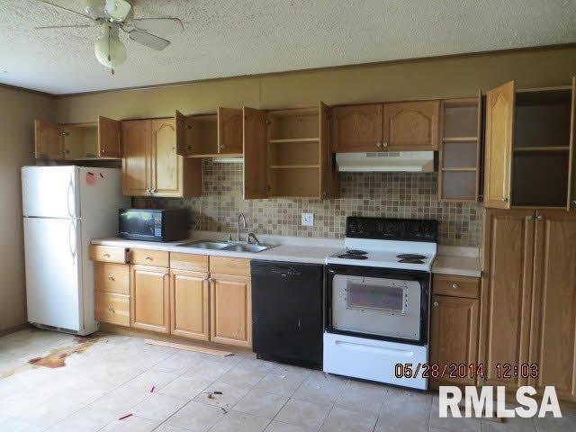 1206 Oak Street Harrisburg, IL 62946 - Photo 3 of 7