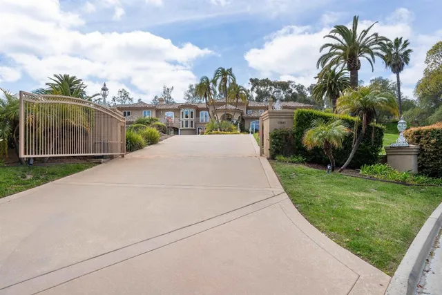$3,650,000 | 13645 Paseo De La Huerta, Poway, CA 92064