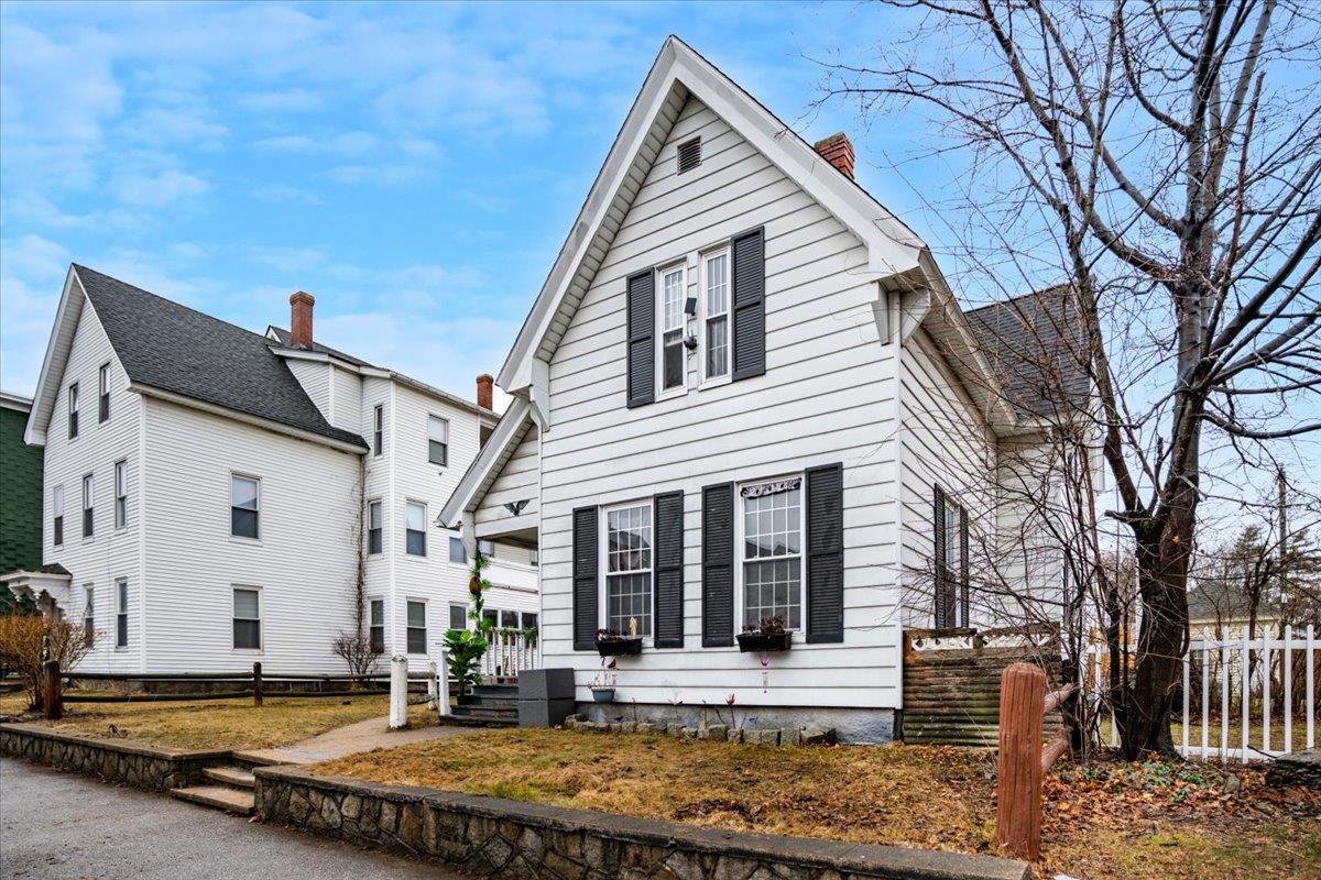 331 Spruce Street Manchester, NH 03103 - Photo 2 of 58