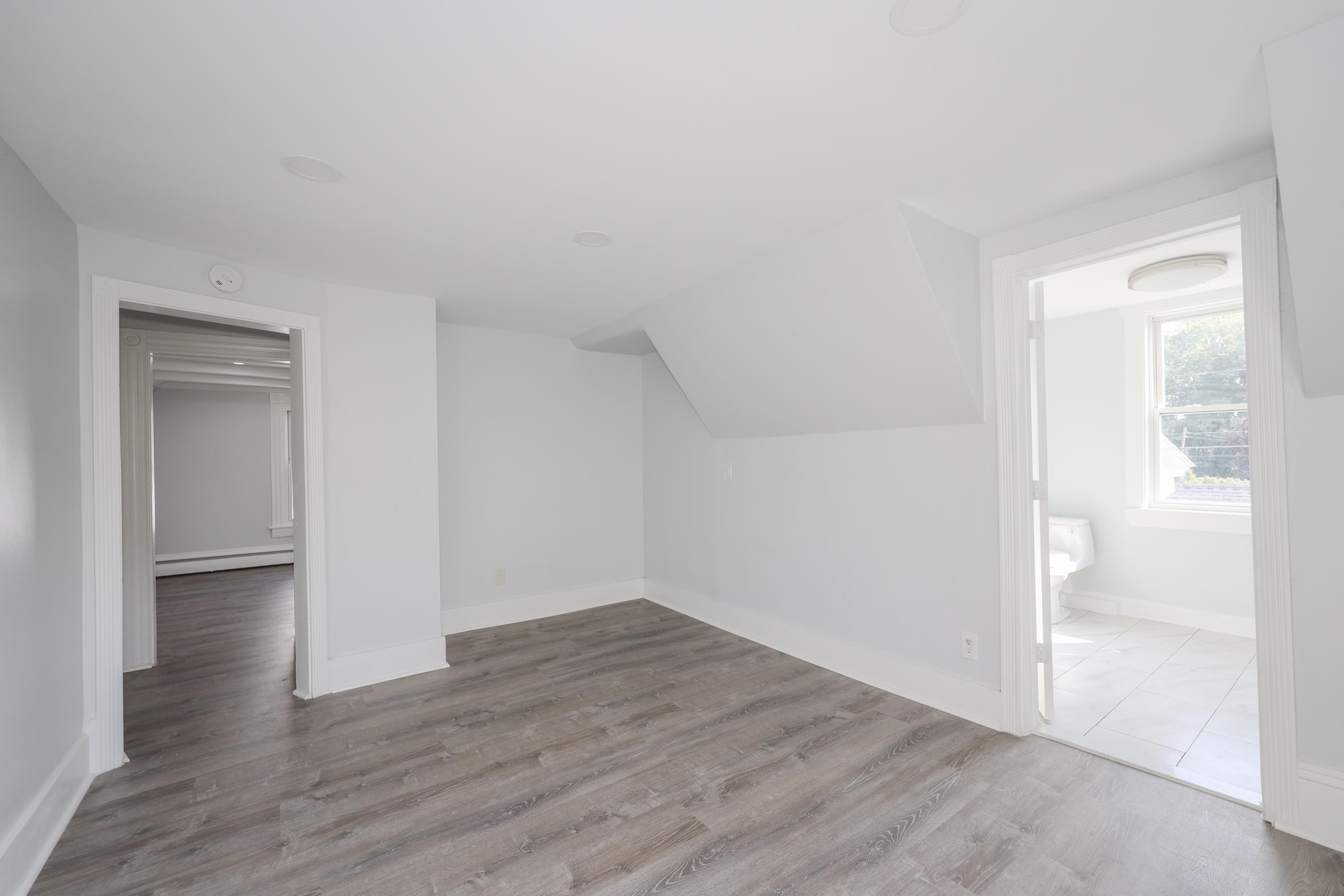 331 Spruce Street Manchester, NH 03103 - Photo 39 of 58