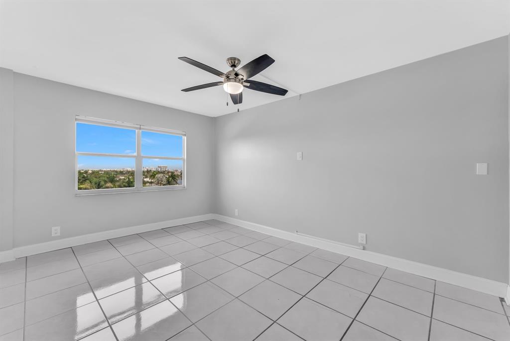 2555 Northeast 11th Street, Unit 708 Fort Lauderdale, FL 33304 - Photo 10 of 17 a view of an empty room