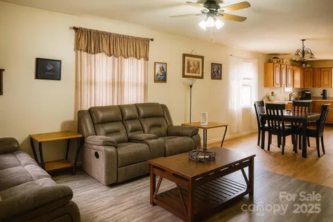 $275,000 | 1012 North Canton Road, Canton, NC 28716