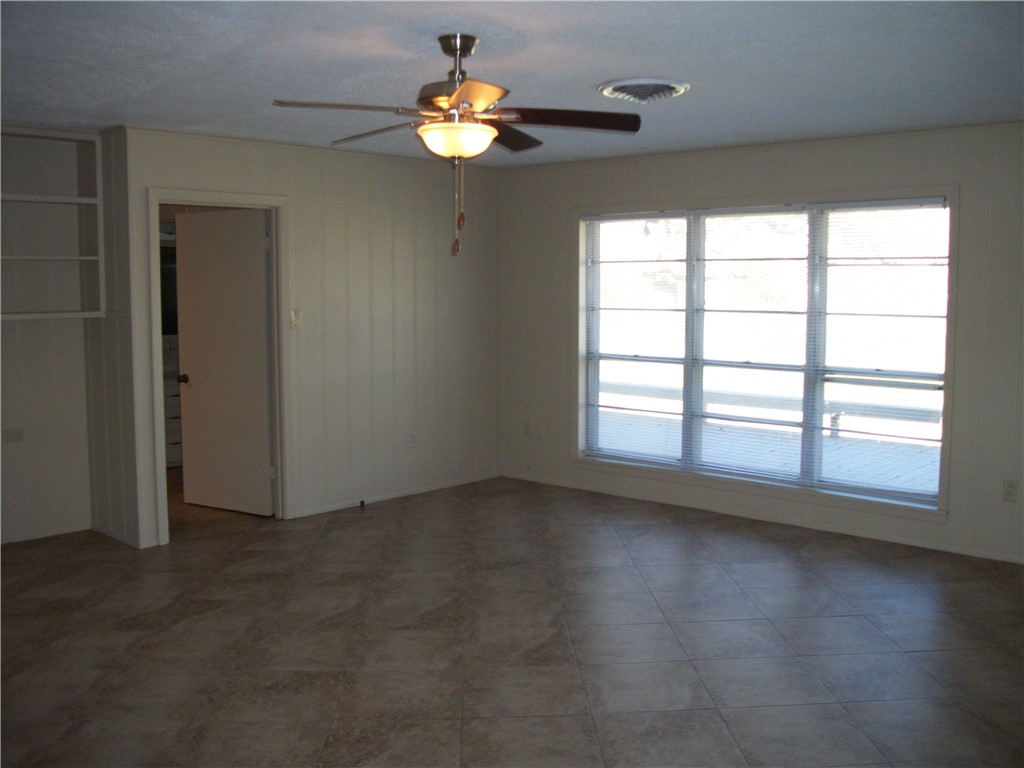 5601 Boonville Road Bryan, TX 77802 - Photo 10 of 25