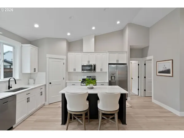 $525,000 | 1025 Sassafras Street, Independence, OR 97351