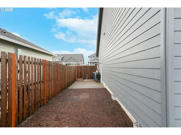 $525,000 | 1025 Sassafras Street, Independence, OR 97351