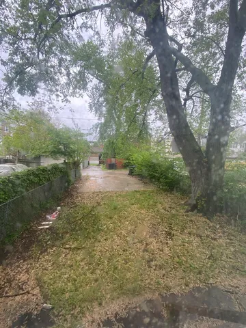 $220,000 | 6618 South Marquette Road, Chicago, IL 60637