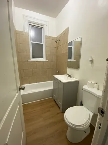 $220,000 | 6618 South Marquette Road, Chicago, IL 60637