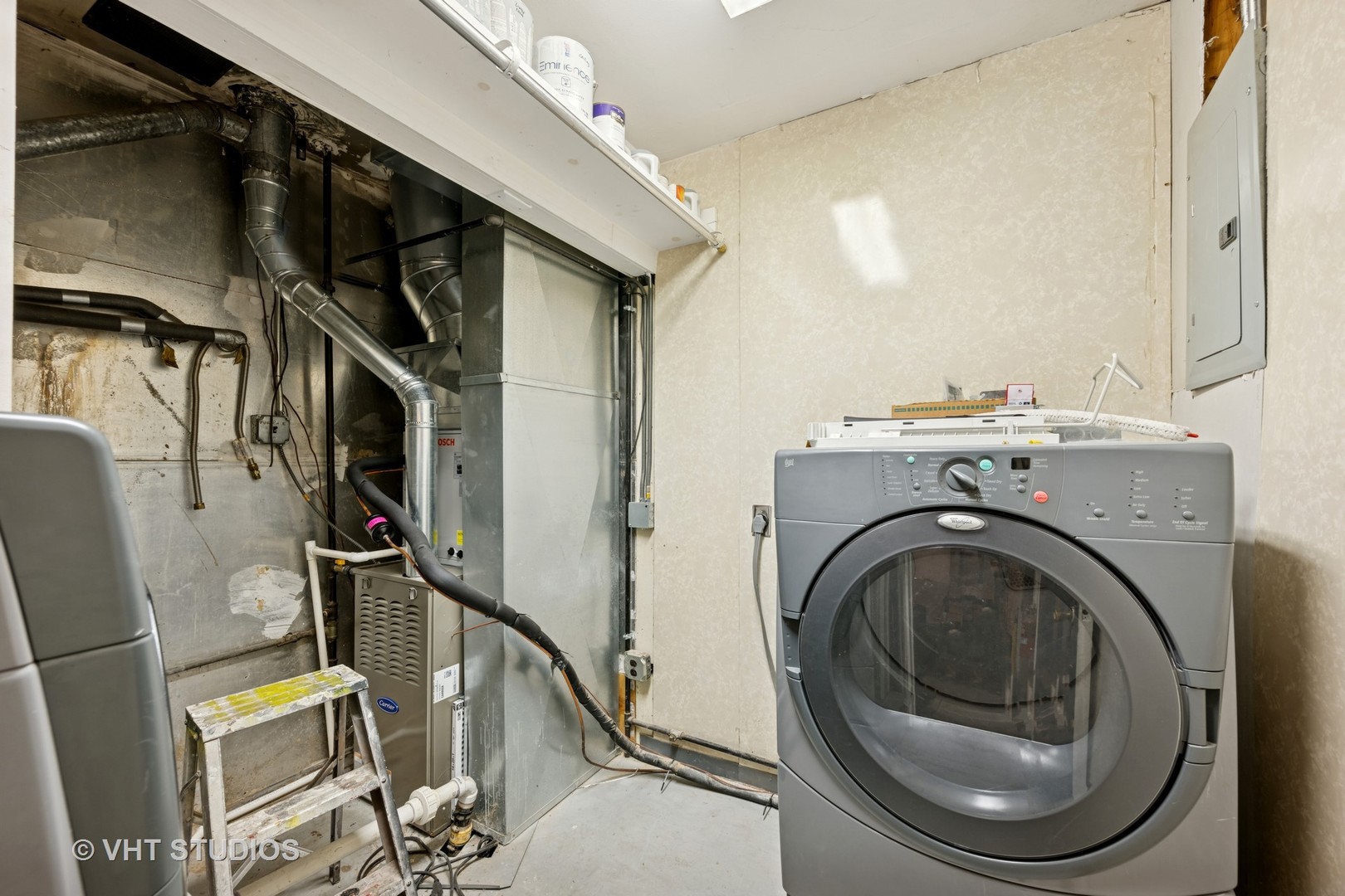 605 Northview Lane Hoffman Estates, IL 60169 - Photo 14 of 19 a utility room with dryer and washer