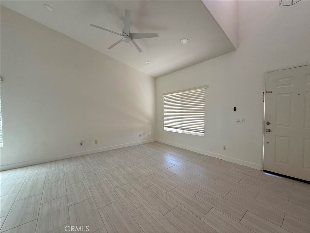 45060 Springbrook Court La Quinta, CA 92253 - Photo 3 of 20