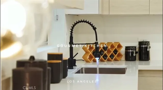 $956,300 | 1245 North New Hampshire Avenue, Unit 6, Los Angeles, CA 90029