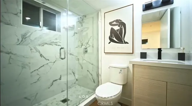 $956,300 | 1245 North New Hampshire Avenue, Unit 6, Los Angeles, CA 90029