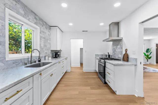 $1,325,000 | 3440 Fir Street, San Diego, CA 92104