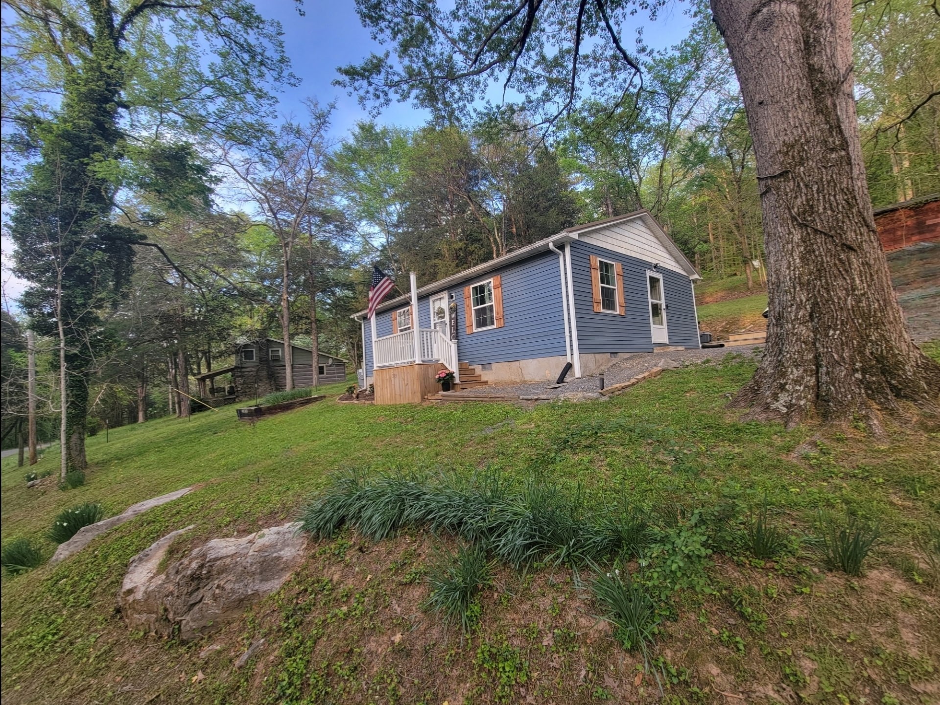 313 Waynick Road Gainesboro, TN 38562 - Photo 6 of 56