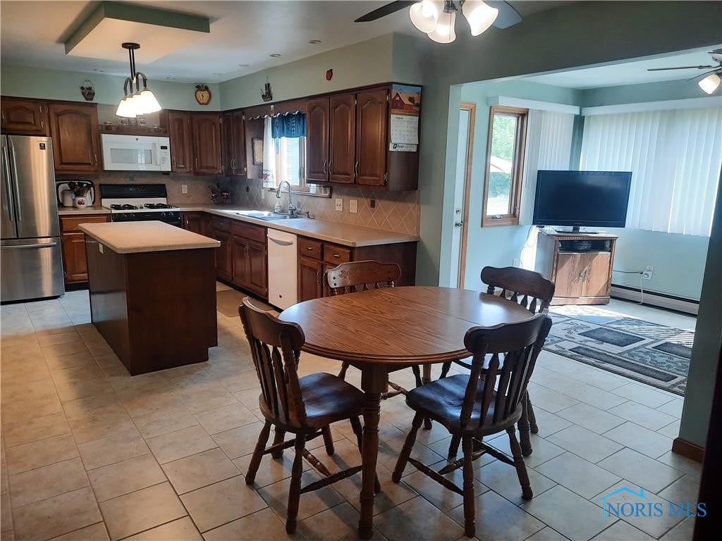 2330 North Raab Road Swanton, OH 43558 - Photo 9 of 41 Gallery Image 9