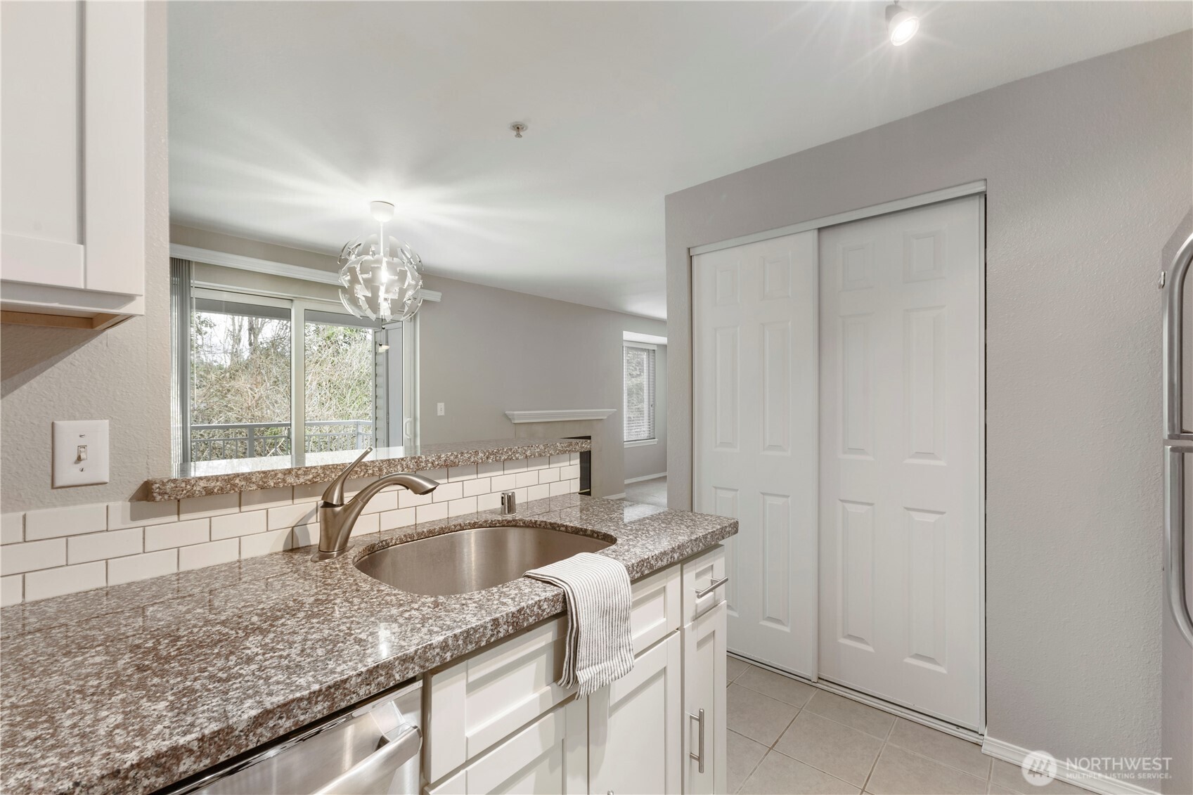 11002 Southeast Petrovitsky Road, Unit G203 Renton, WA 98055 - Photo 6 of 26 Gallery Image 6