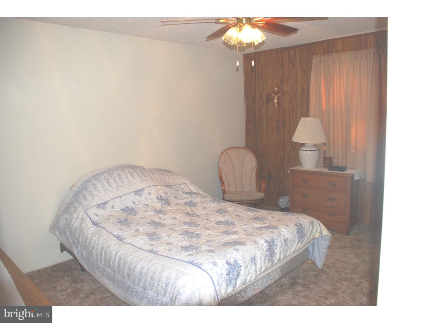 3646 Salina Road Philadelphia, PA 19154 - Photo 11 of 20 Bedroom 2
