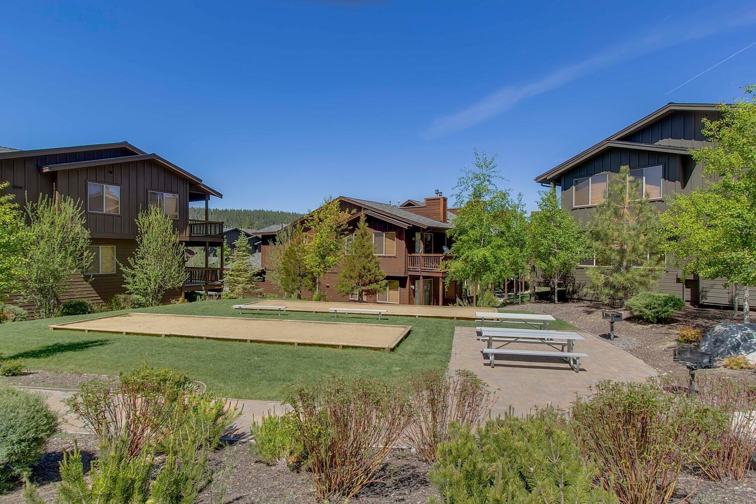 11541 Dolomite Way, Unit 3 Truckee, CA 96161 - Photo 28 of 28 a front view of a house with garden