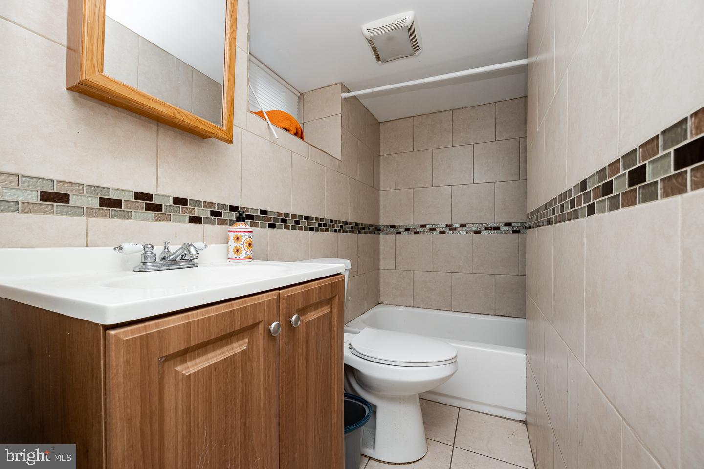 7 Ardsley Road Upper Darby, PA 19082 - Photo 28 of 29
