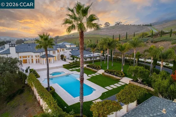 $16,500,000 | 10 Serenity Lane, Alamo, CA 94507