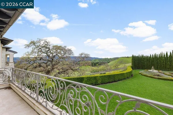 $16,500,000 | 10 Serenity Lane, Alamo, CA 94507