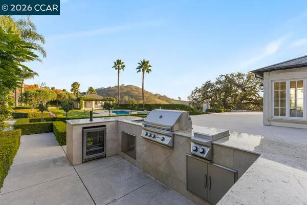 $16,500,000 | 10 Serenity Lane, Alamo, CA 94507