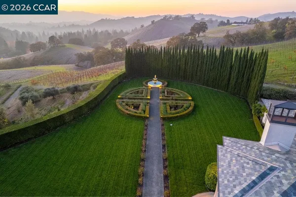 $16,500,000 | 10 Serenity Lane, Alamo, CA 94507