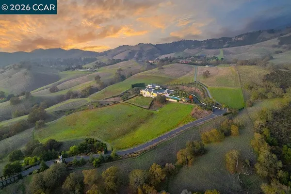 $16,500,000 | 10 Serenity Lane, Alamo, CA 94507