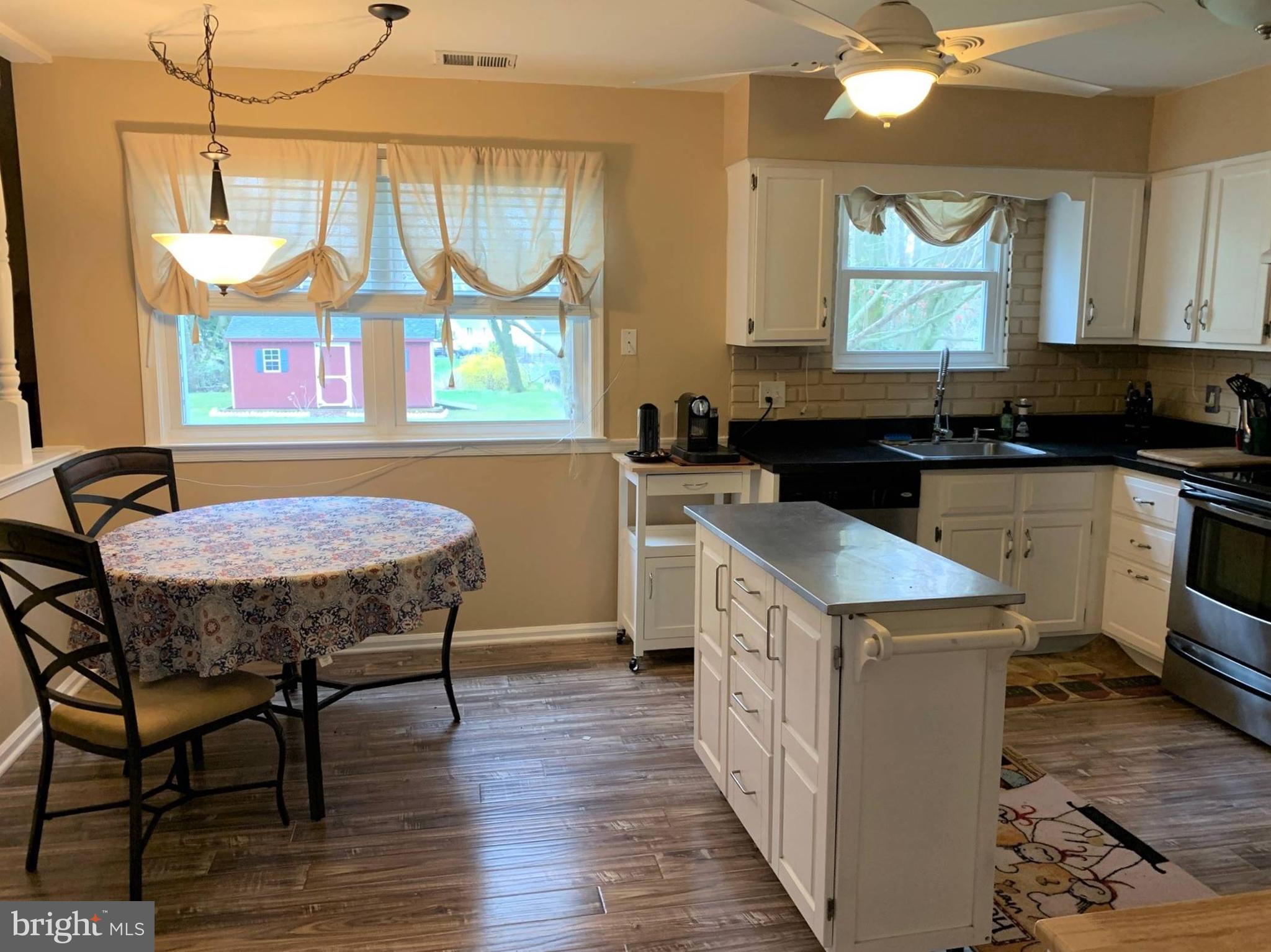 3208 Raye Road Thorndale, PA 19372 - Photo 11 of 36 Kitchen Dining Area