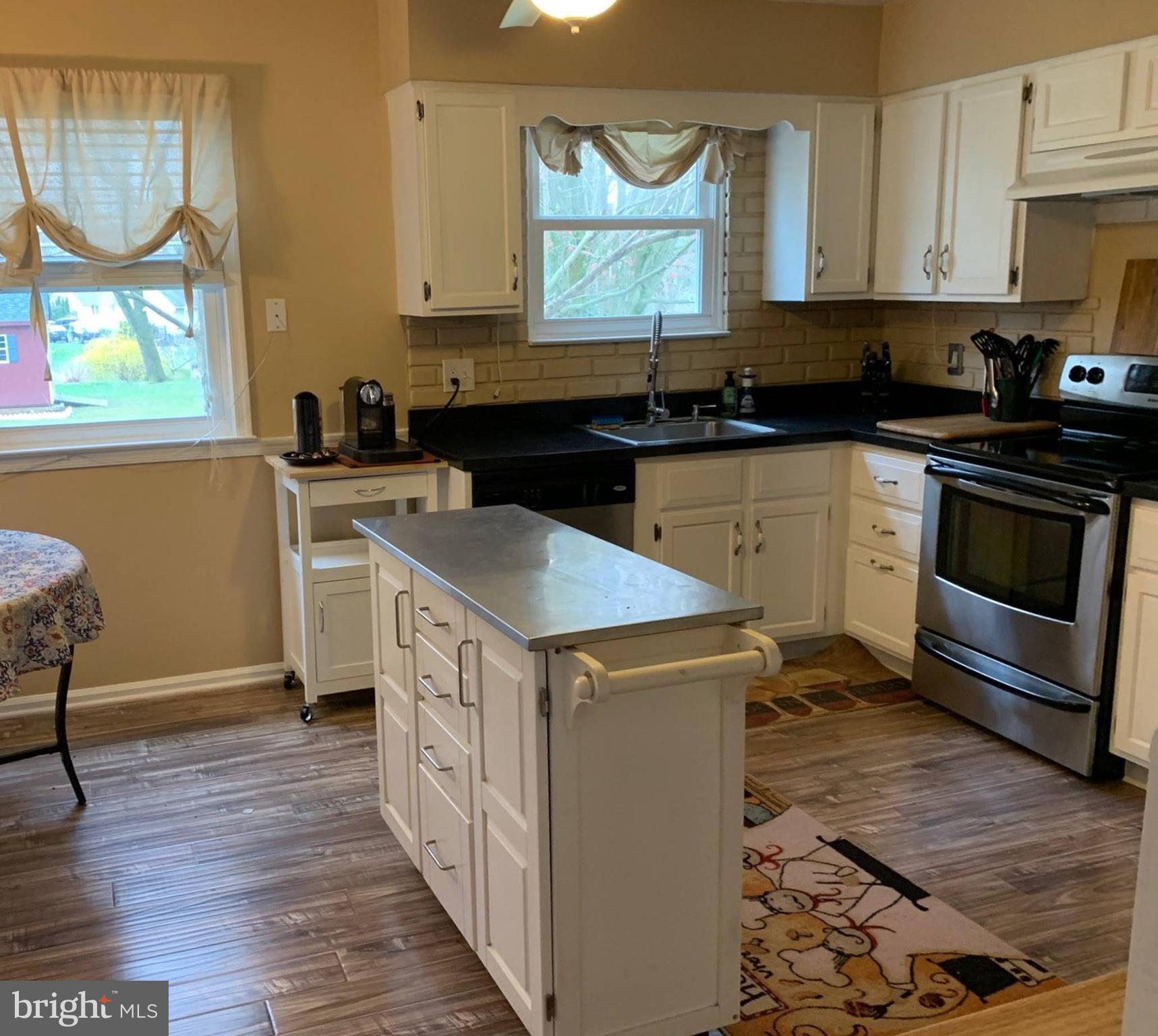 3208 Raye Road Thorndale, PA 19372 - Photo 12 of 36 Kitchen Island