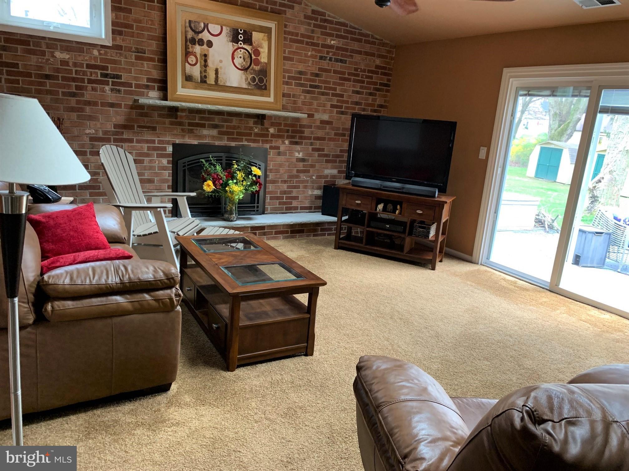 3208 Raye Road Thorndale, PA 19372 - Photo 10 of 36 Family Room has access to the patio and back yard.