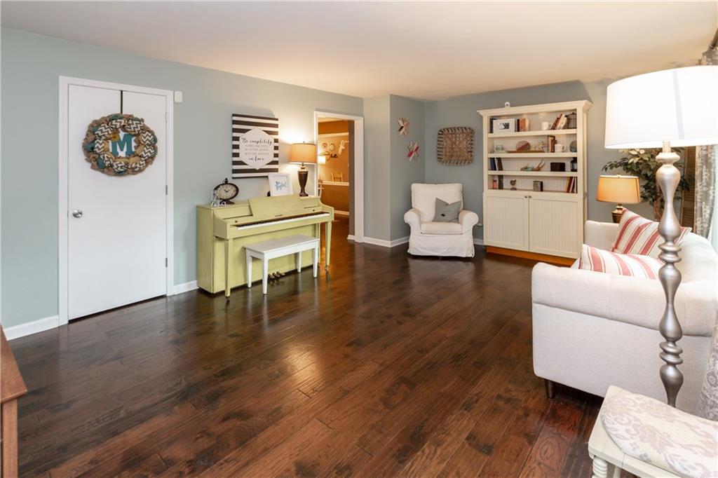 8410 Los Robles Road Fishers, IN 46038 - Photo 5 of 20 Gallery Image 5