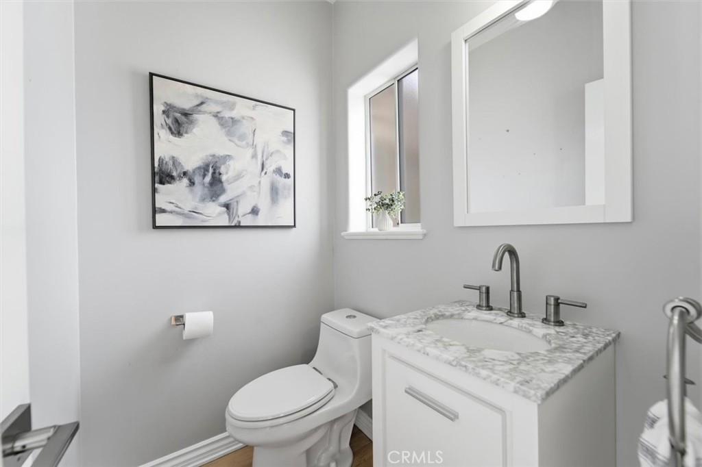 314 Penn Street, Unit 2 El Segundo, CA 90245 - Photo 21 of 22 Upstairs powder bathroom