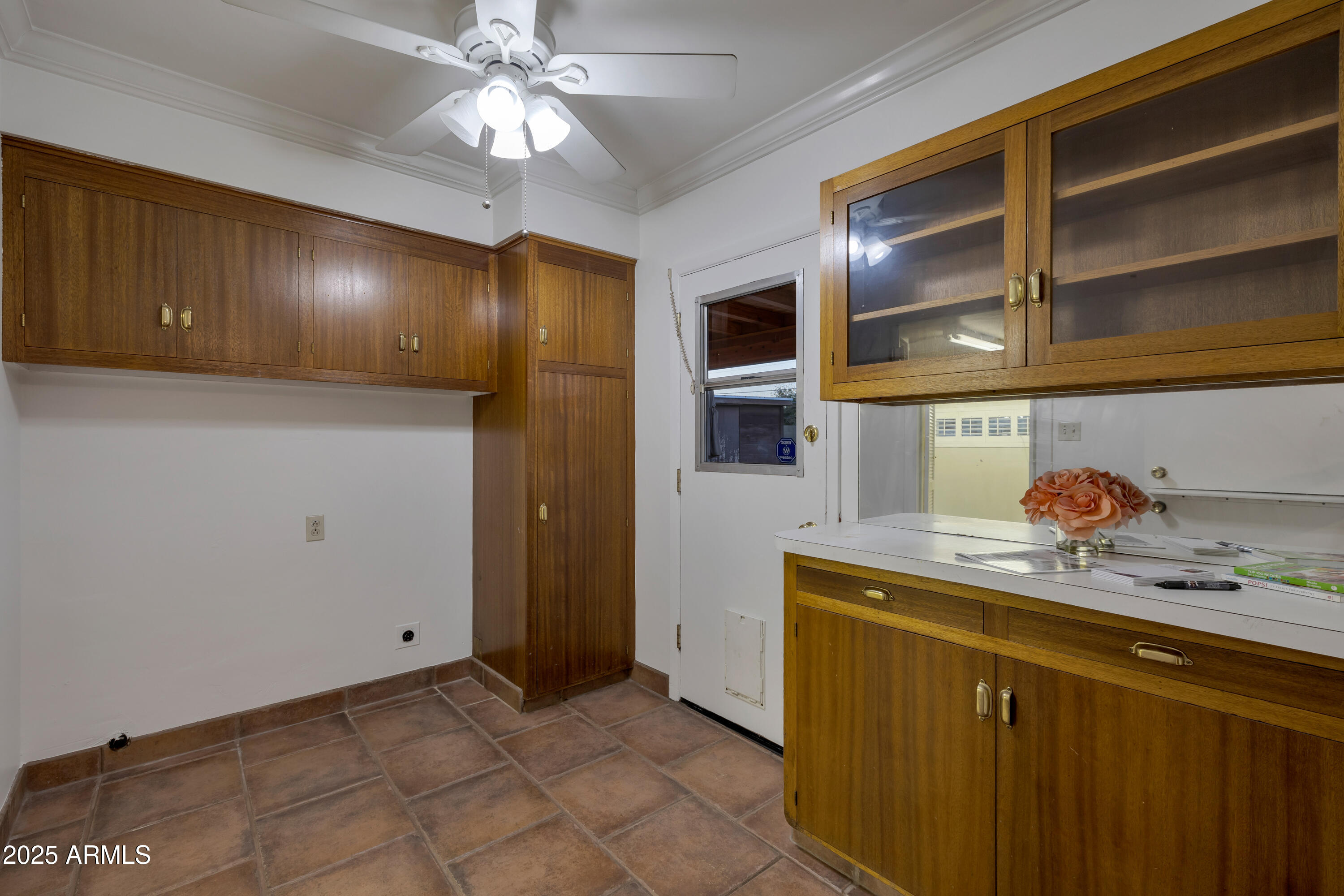 3542 East Camelback Road Phoenix, AZ 85018 - Photo 47 of 54 Extra laundry or storage