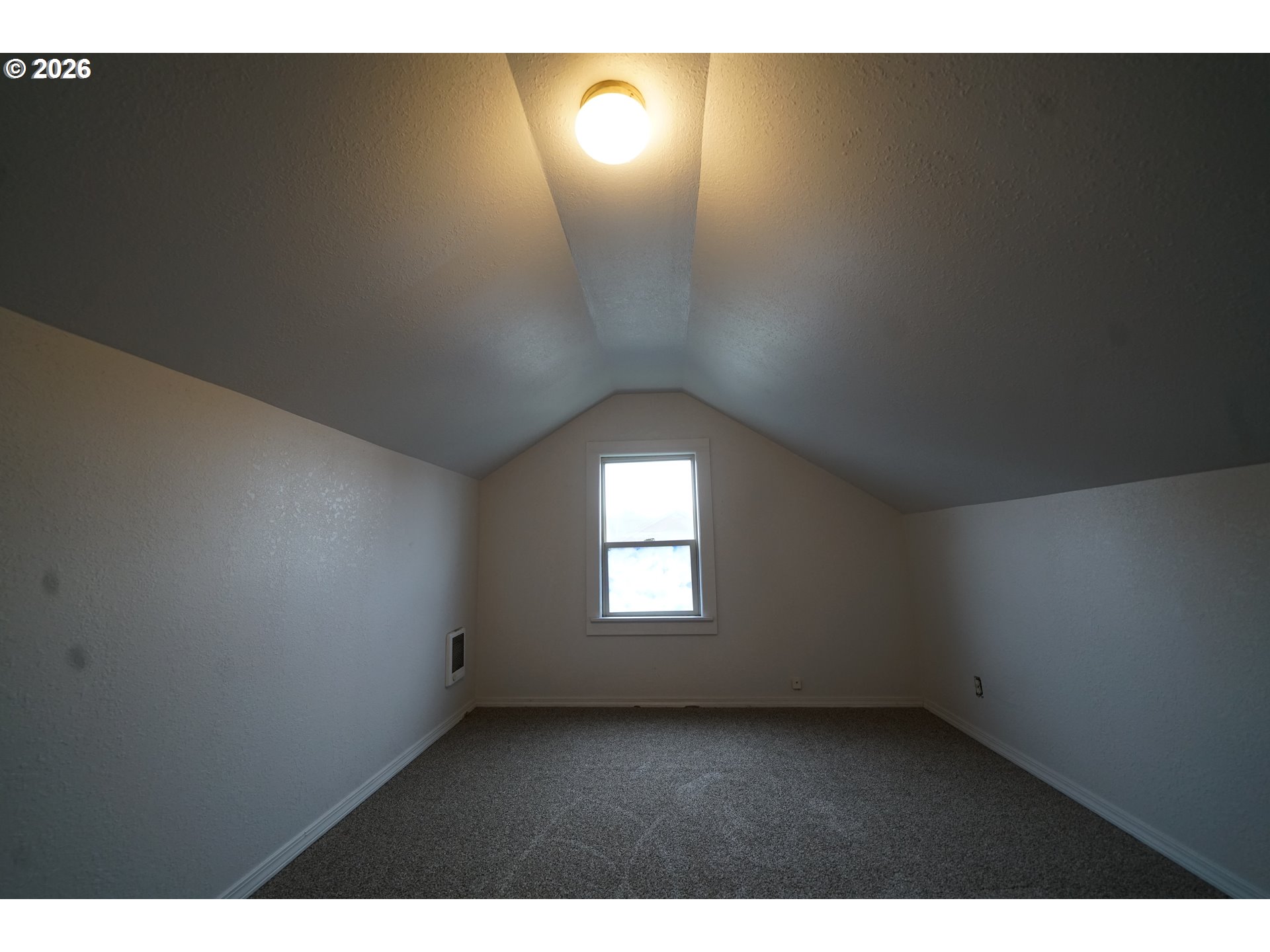446 20th Avenue Longview, WA 98632 - Photo 18 of 28