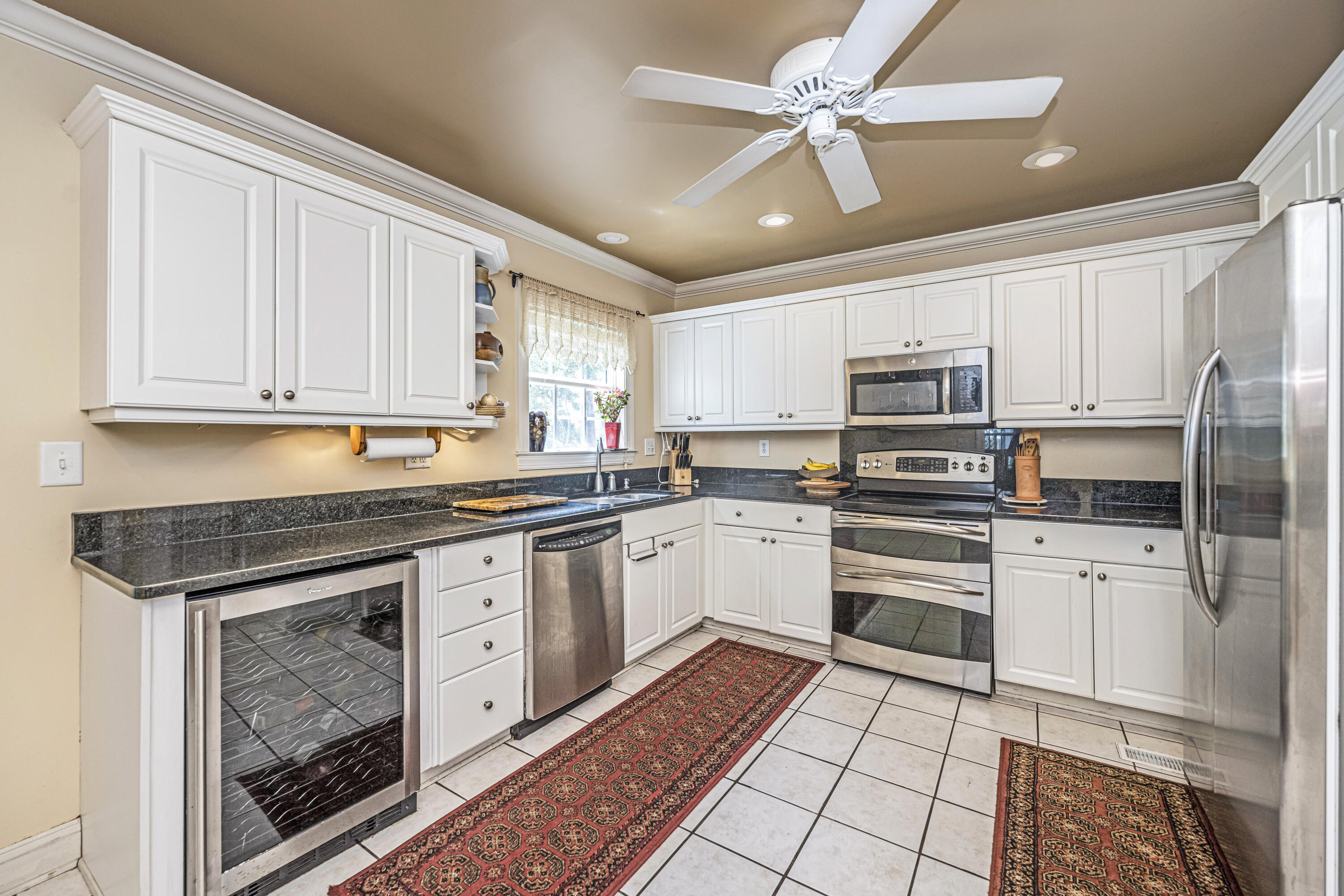 1360 Woodlock Road Mount Pleasant, SC 29464 - Photo 11 of 21 1360WoodlockRd13