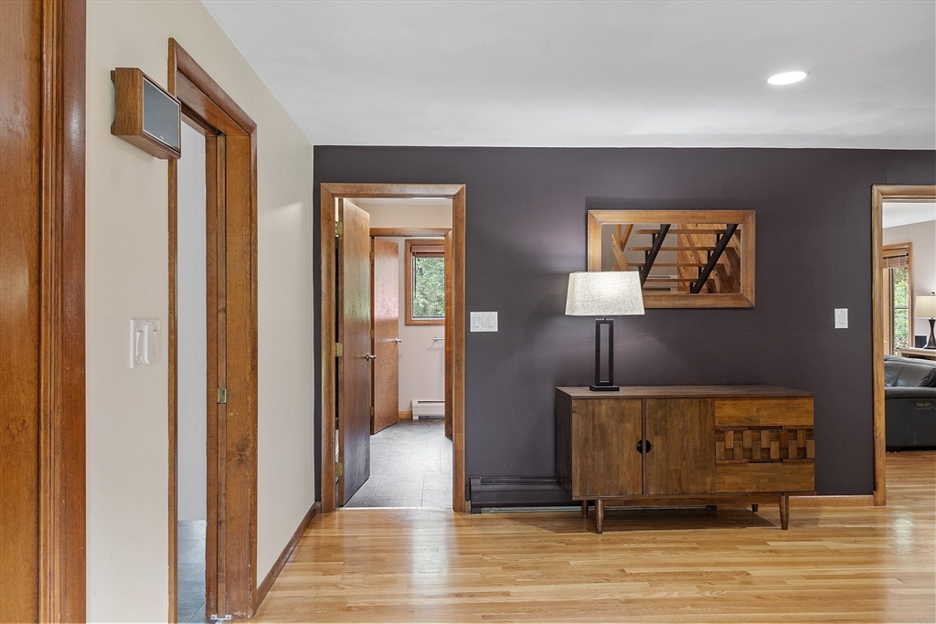 29 Oak Knoll Road Carlisle, MA 01741 - Photo 9 of 42