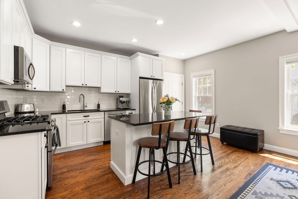 3 Beverly Road Natick, MA 01760 - Photo 5 of 33 Gallery Image 5