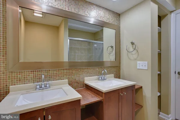 $4,250 | 13160 Ruby Lace Court, Herndon, VA 20171