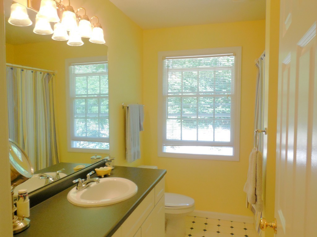 49 Champeaux Road Sturbridge, MA 01518 - Photo 23 of 30