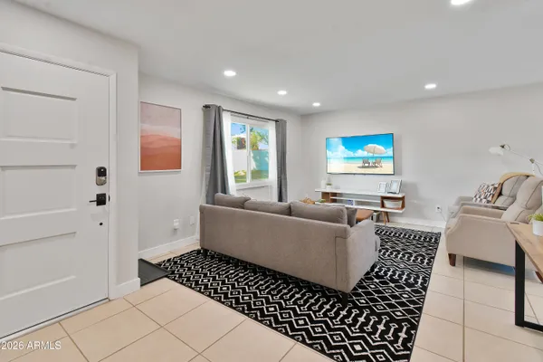 $2,850 | 5909 North 81st Street, Scottsdale, AZ 85250