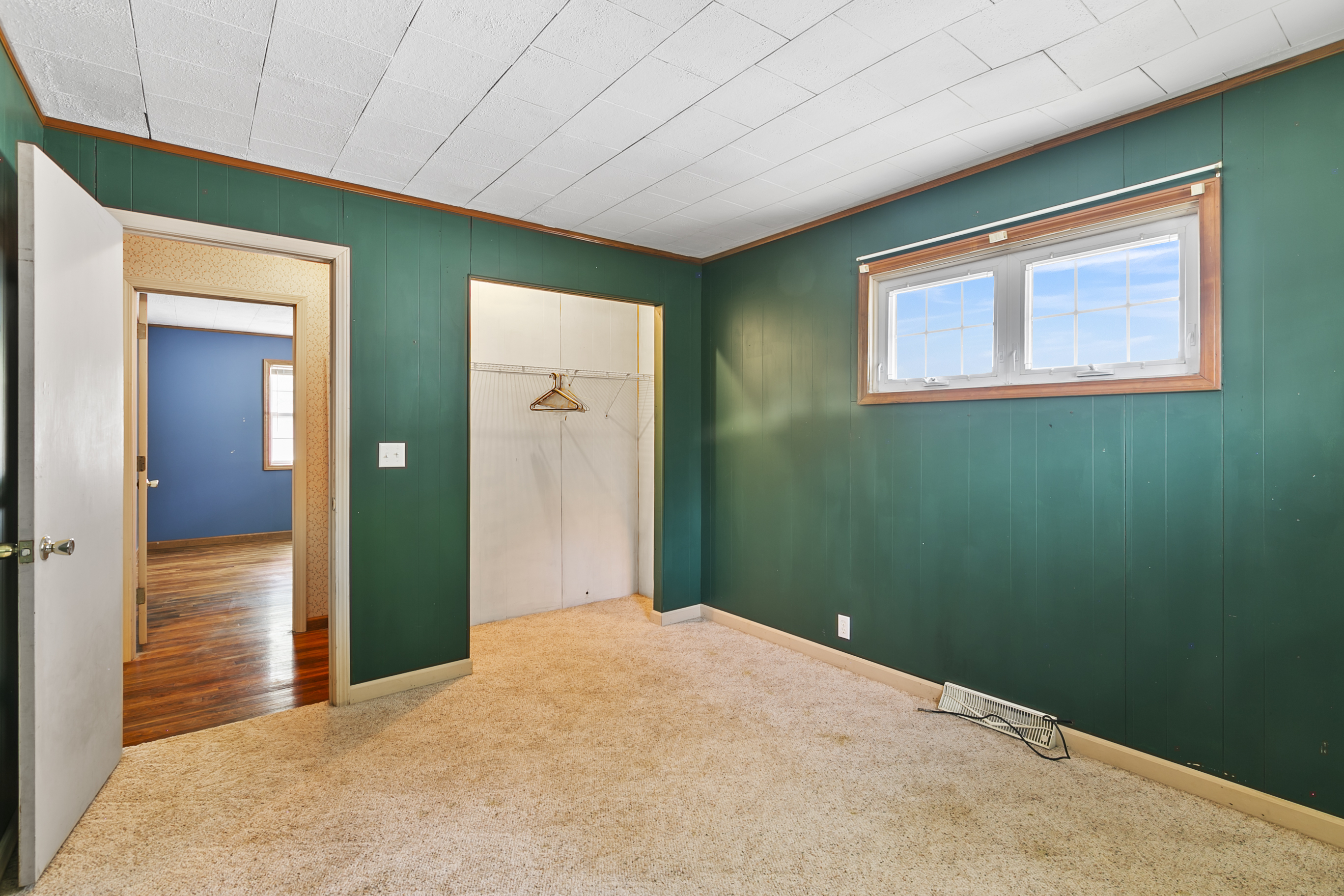 825 South Broadway Street Pendleton, IN 46064 - Photo 18 of 35