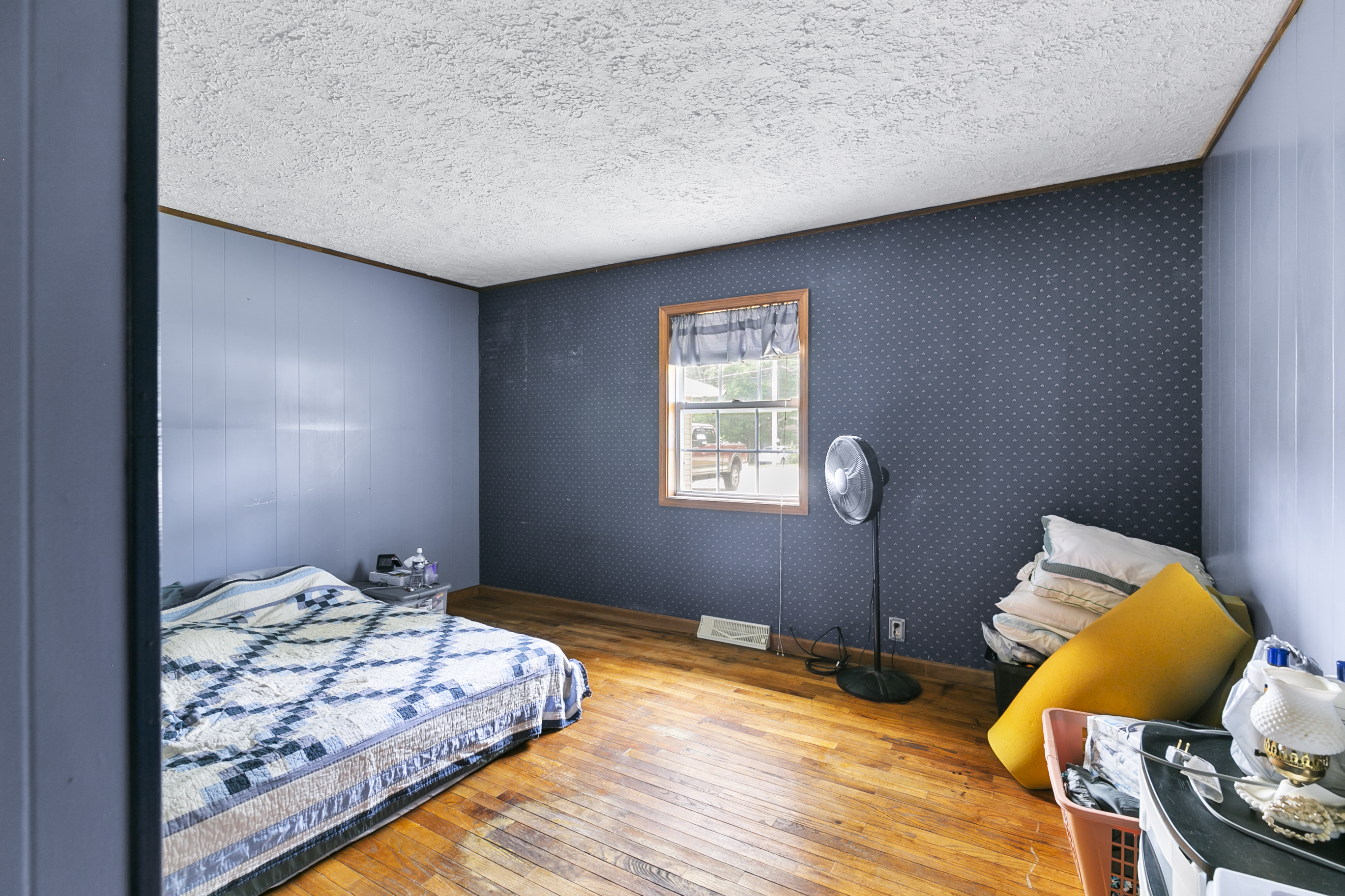 825 South Broadway Street Pendleton, IN 46064 - Photo 21 of 35