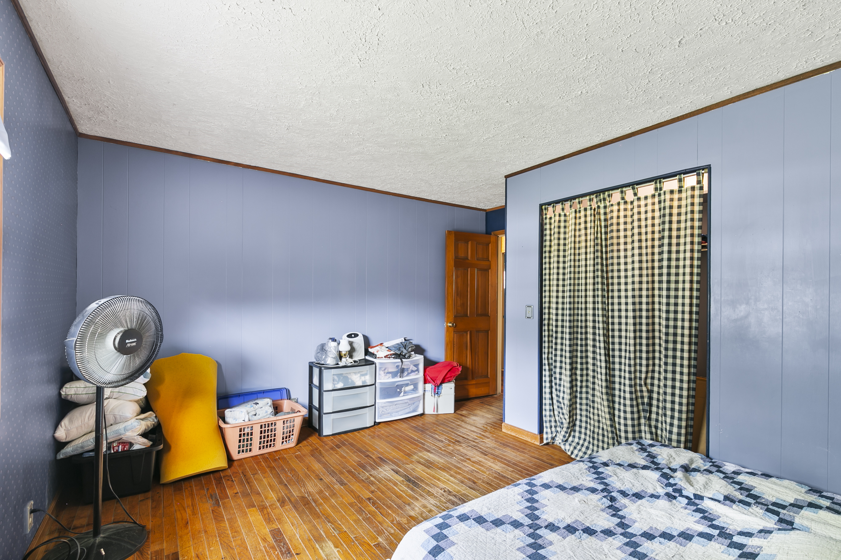 825 South Broadway Street Pendleton, IN 46064 - Photo 22 of 35